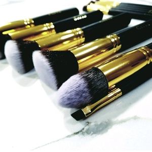 Meet your Posher, Debby